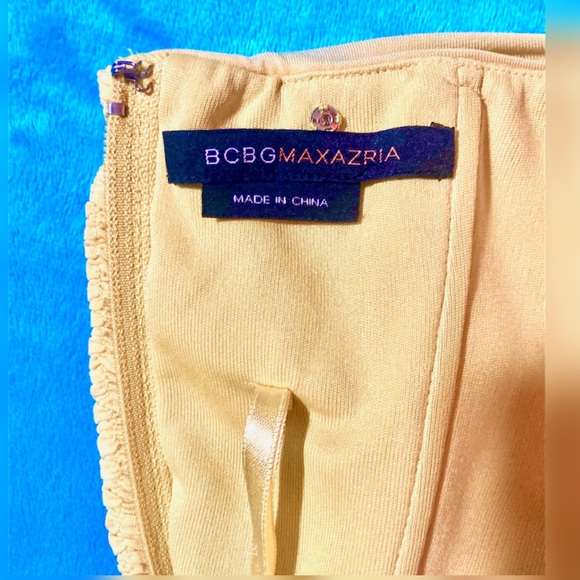 BCBG MaxAzria lemon chiffon ruched dress - Picture 4 of 10